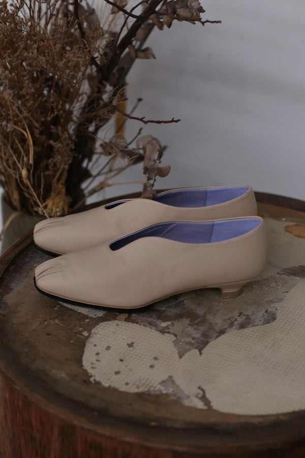 Mame kurogouchi curve low heel non-slip shoes single shoes cowhide Japan MAME-MM22SS AC307-KAQI Khaki MM22SS AC307